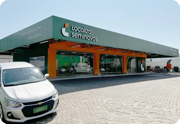 Seminovos Localiza — fachada