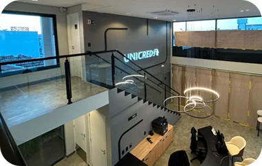 Agência Unicred — sala de reunião